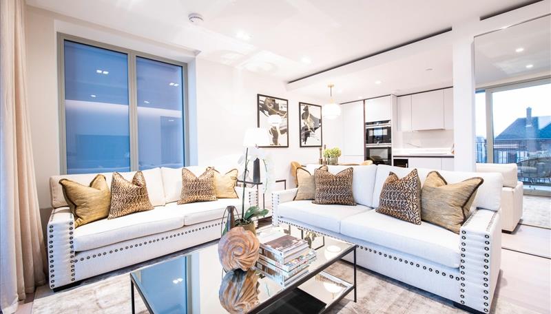 2 bed property in Edgware Road, London